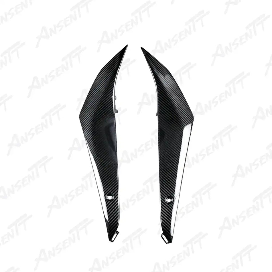 Carbon Fiber Lower Tank Panels (Pair) for Suzuki GSXR 1000 2017-2026, 2x2 Twill Glossy